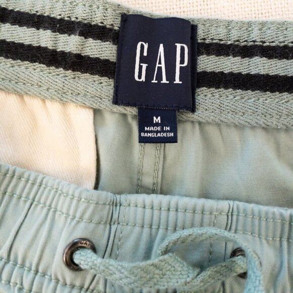 GAP Men’s Green Pull-On Shorts – Size M Cotton Stretch Casual Fit - Picture 3 of 4